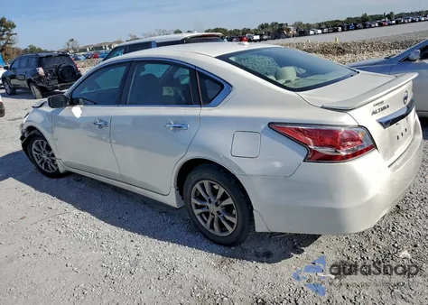 2015 Nissan Altima 2.5 z USA, uszkodzony, nr VIN 1N4AL3AP7FC216840